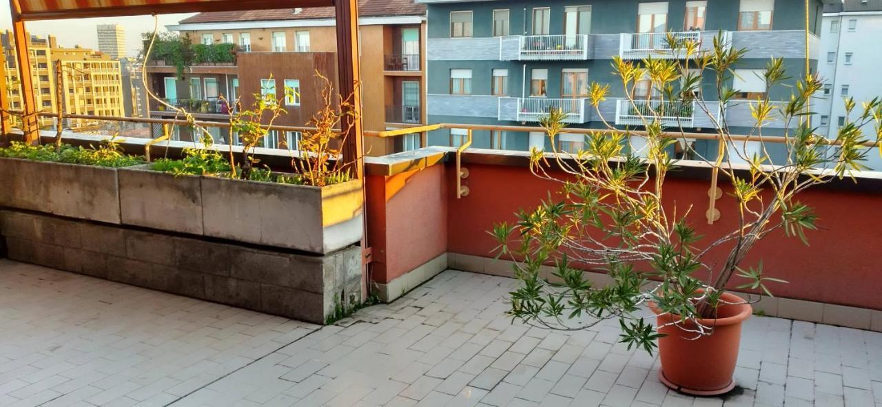 Meraviglioso Super Attico Con Terrazza Milano Exterior foto